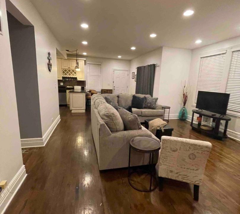 Photo of Livingroom in Woodlawn