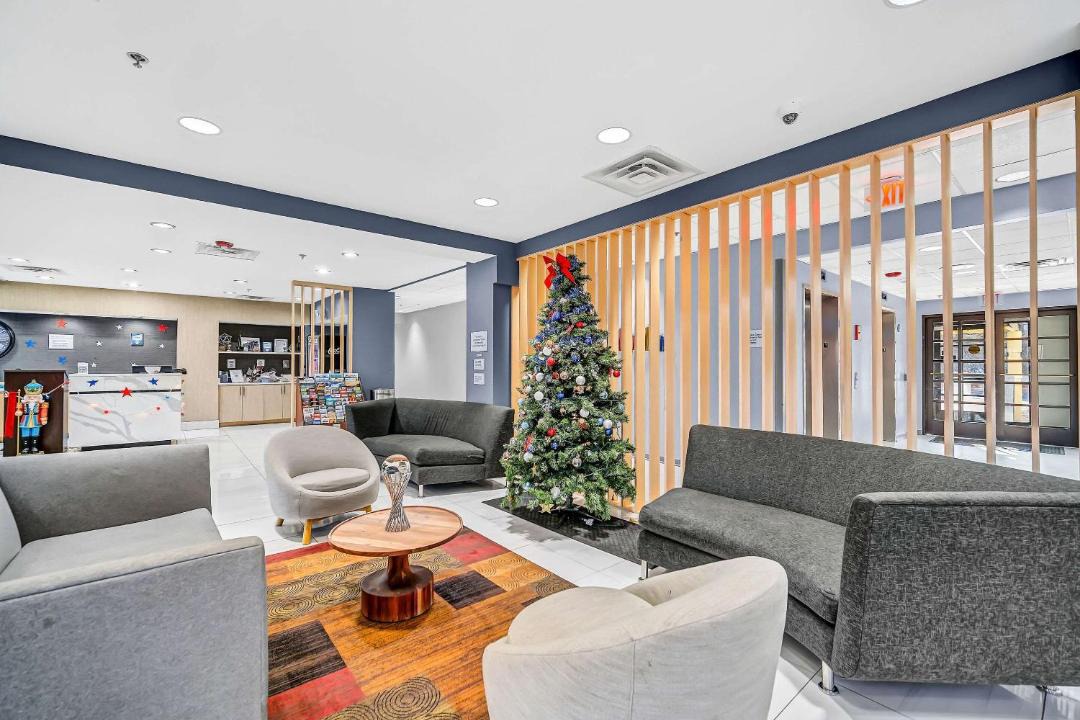 Photo of Livingroom in Schaumburg