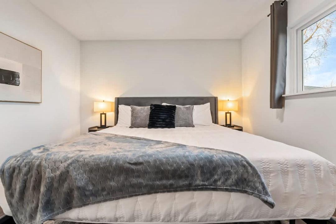 Photo of Bedroom in Bolingbrook