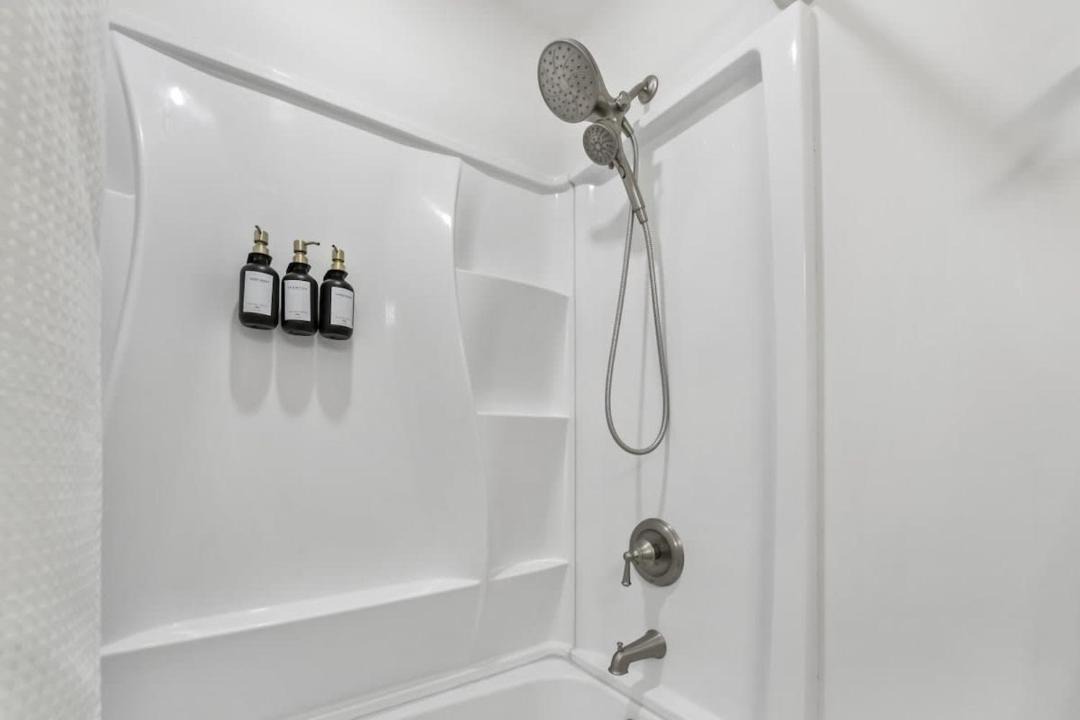 Photo of Bathroom in Bolingbrook
