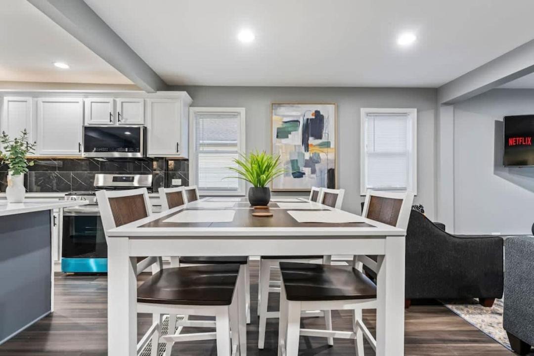 Photo of Kitchen in Gages Lake