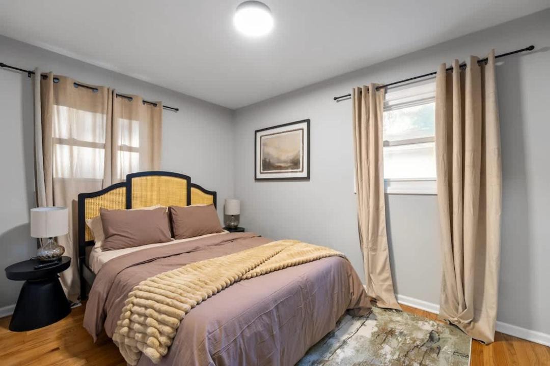 Photo of Bedroom in Joliet