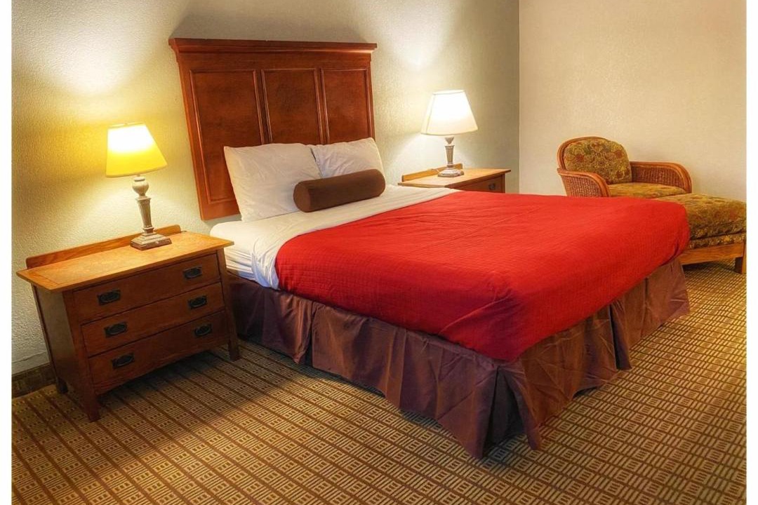 Photo of Bedroom in Galesburg