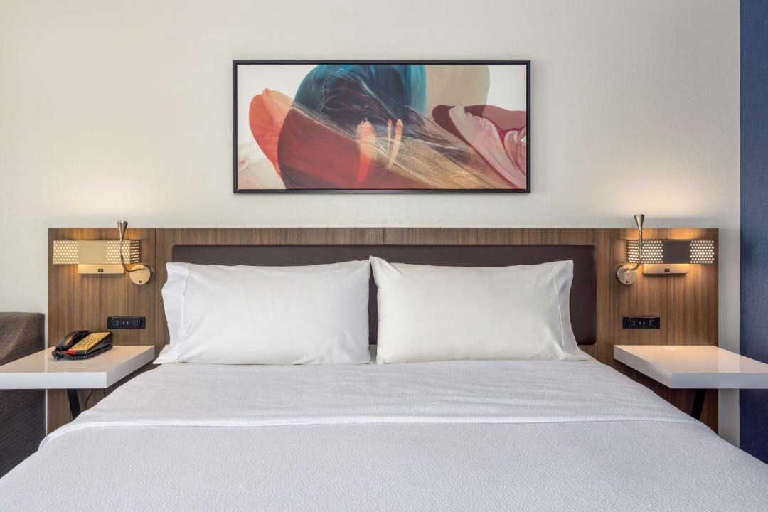Photo of Bedroom in Oakbrook Terrace