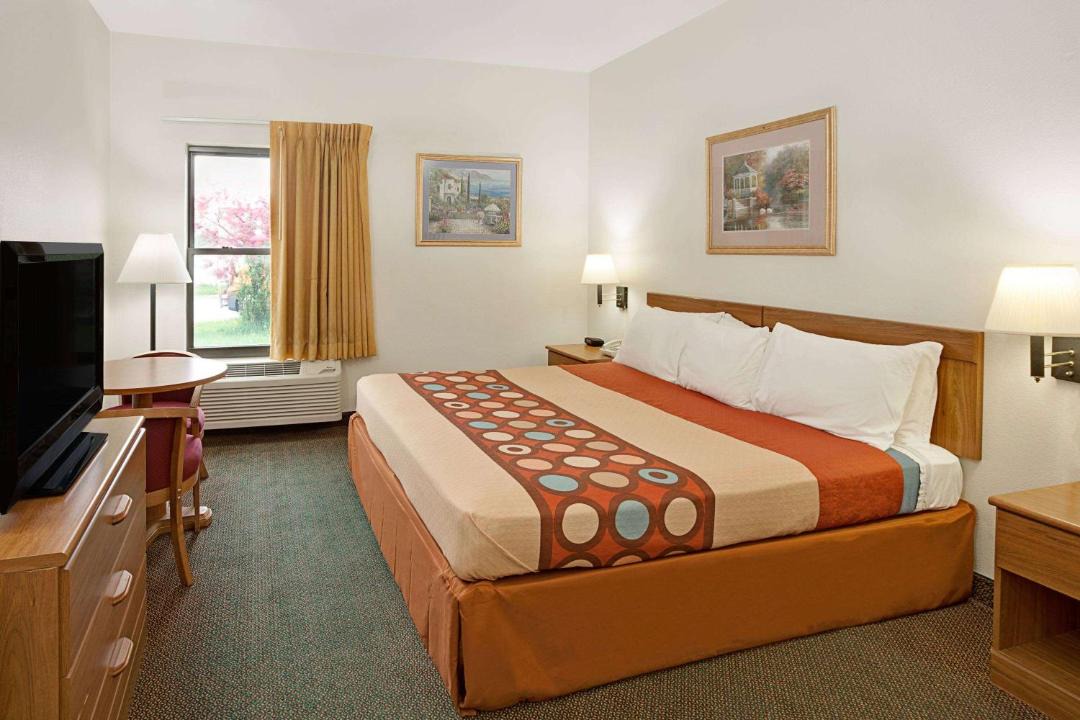 Photo of Bedroom in Hampshire