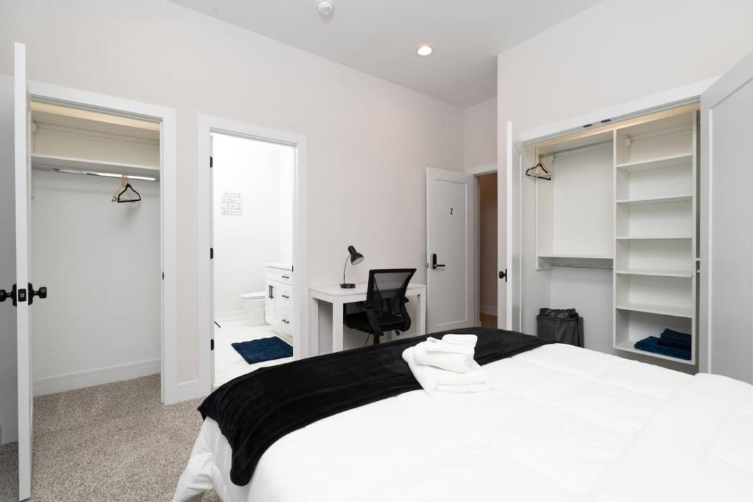Photo of Bedroom in Bronzeville