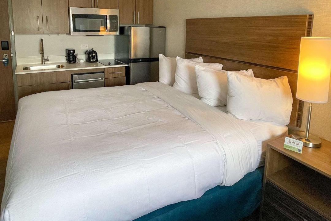 Photo of Bedroom in Oakbrook Terrace
