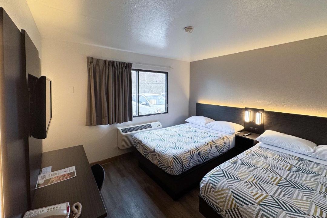 Photo of Bedroom in Glenview