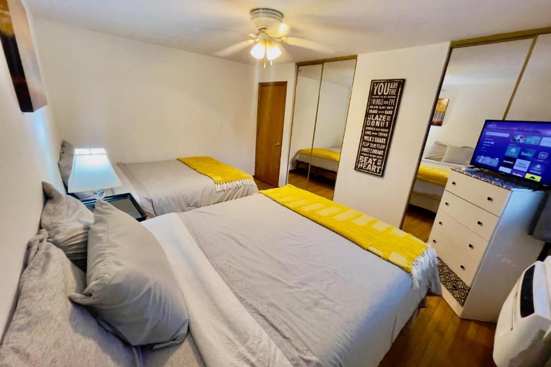 Photo of Bedroom in Des Plaines