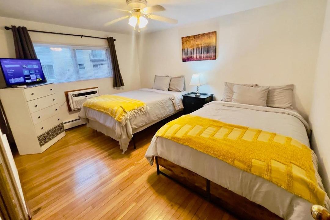 Photo of Bedroom in Des Plaines