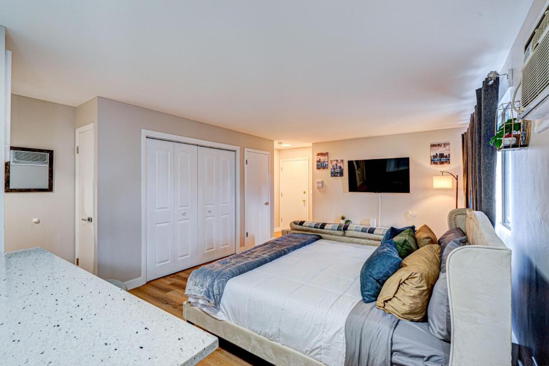 Photo of Bedroom in O'Hare