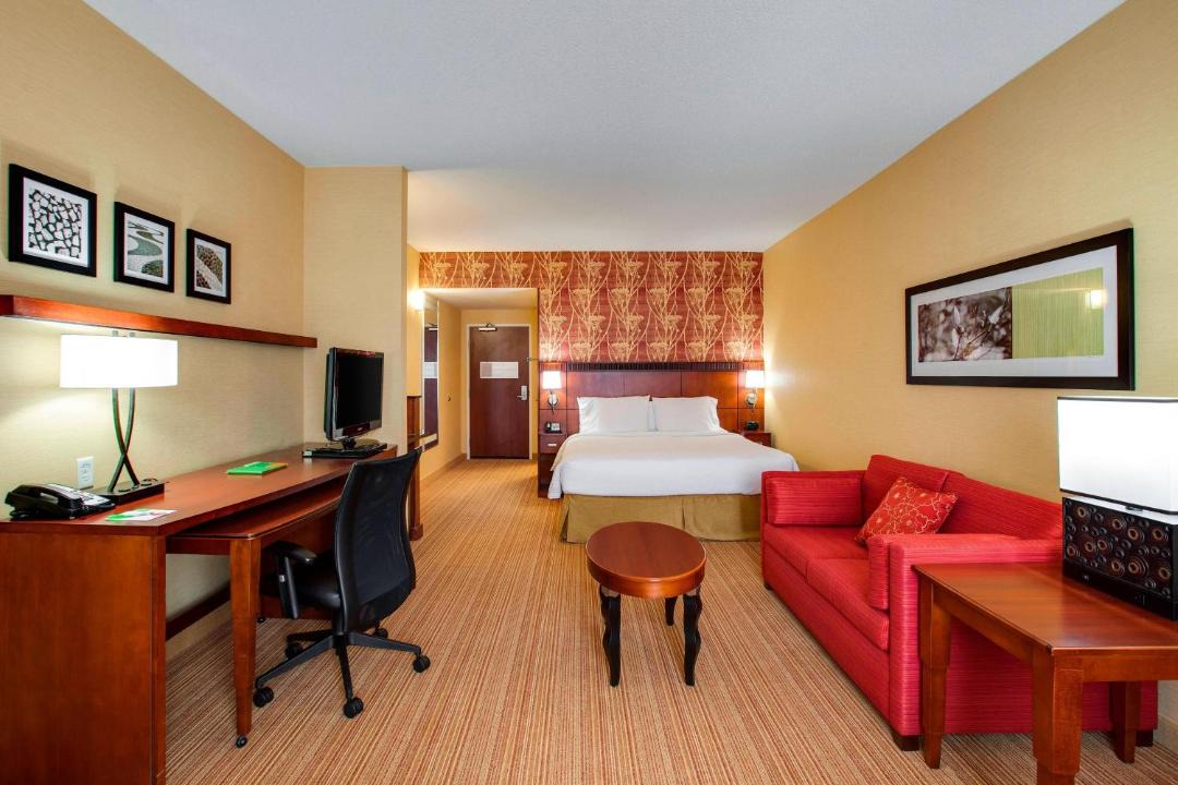 Photo of Bedroom in Schaumburg