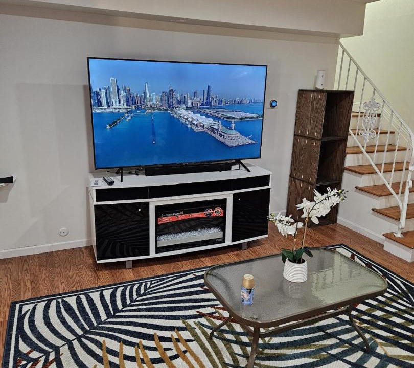 Photo of Livingroom in Des Plaines