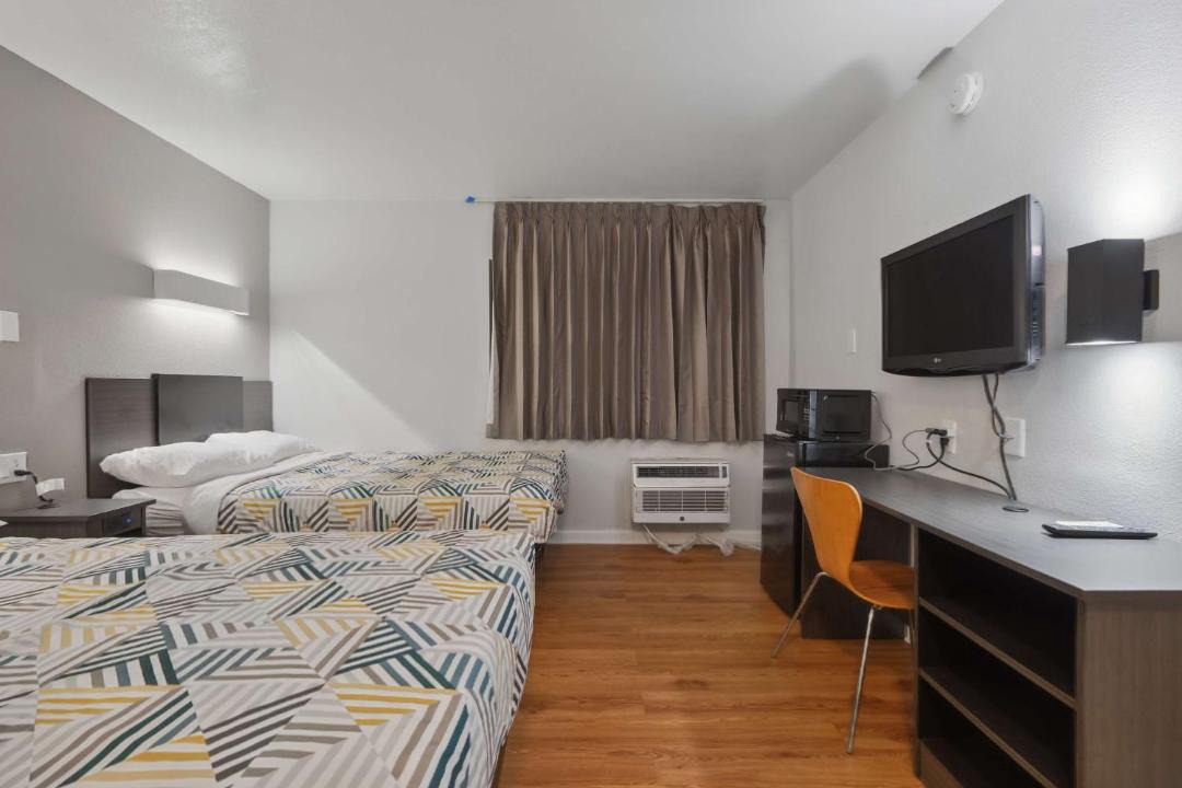 Photo of Bedroom in Normal