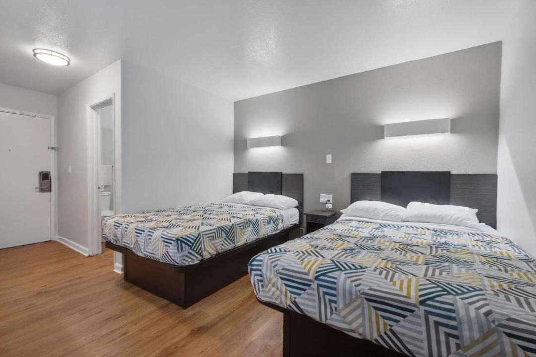 Photo of Bedroom in Normal