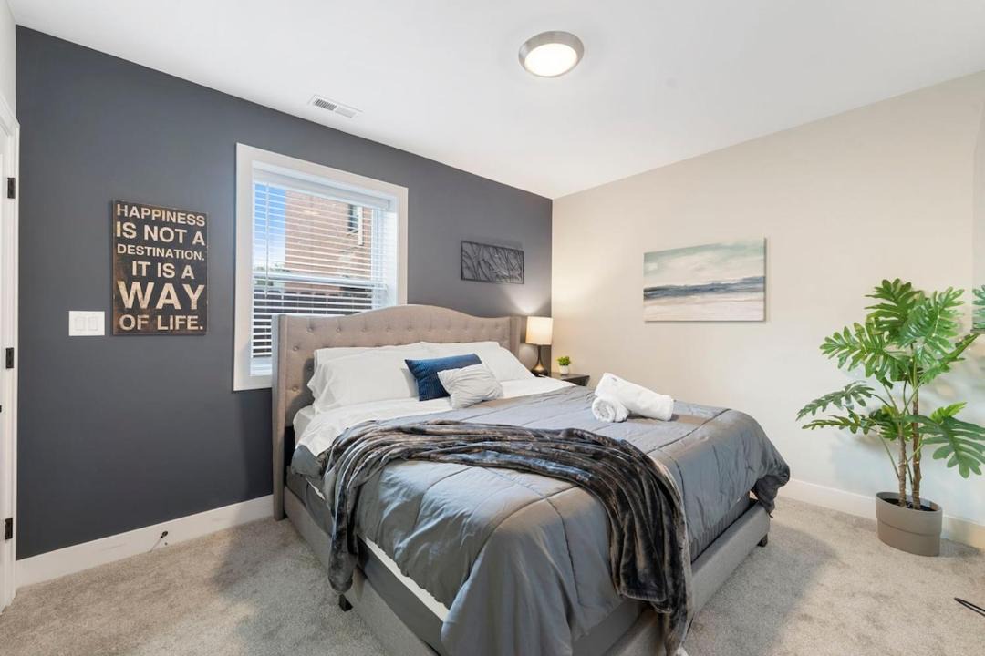 Photo of Bedroom in Heart of Chicago