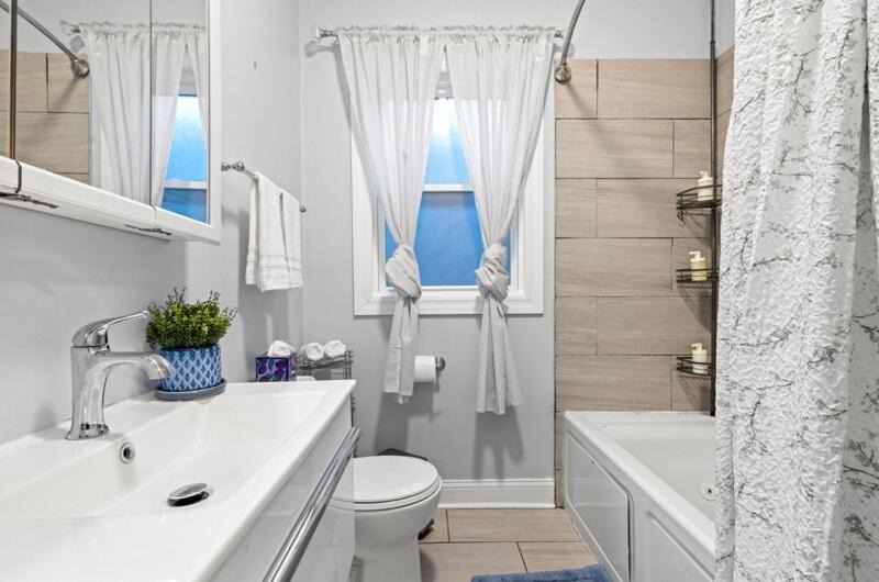 Photo of Bathroom in Chicago
