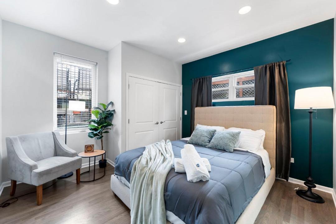 Photo of Bedroom in West Town