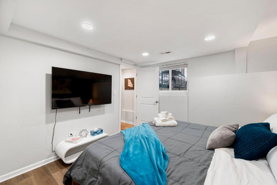 Photo of Bedroom in West Town