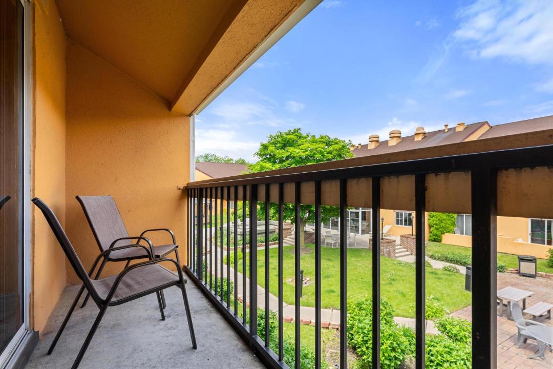Photo of Patio Balcony in Westmont