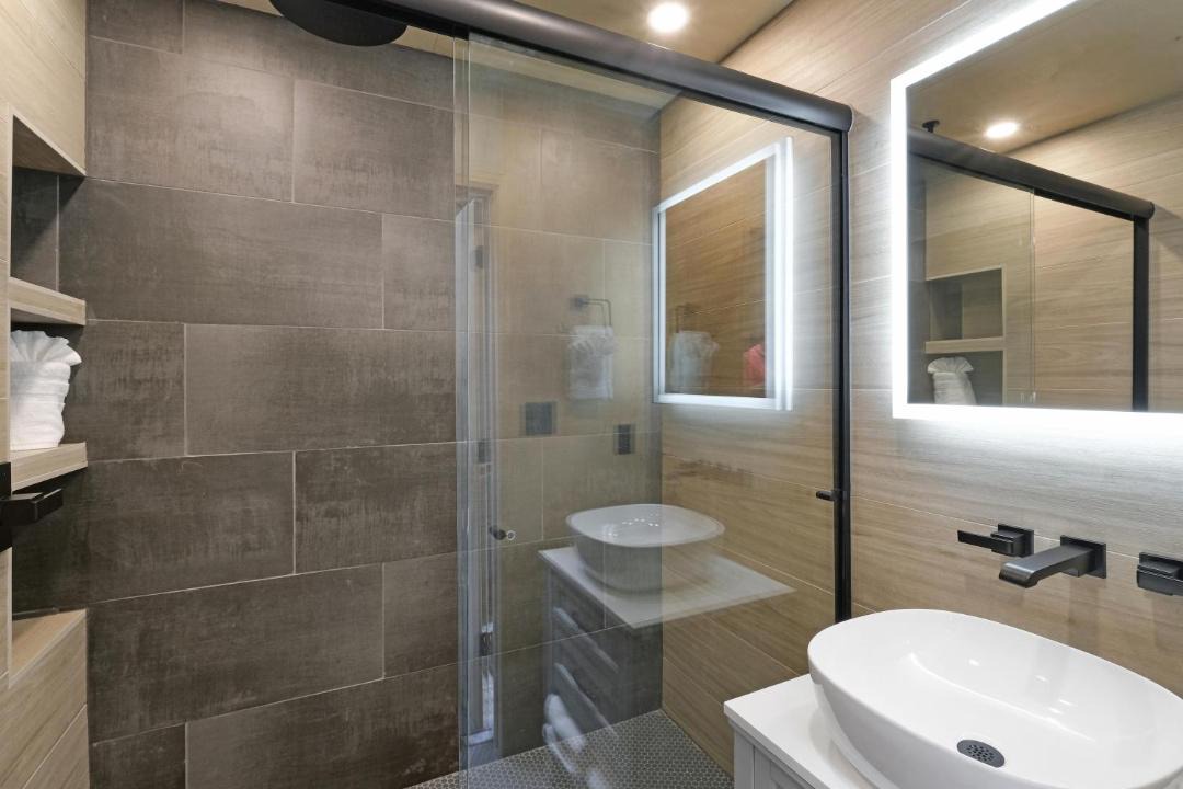 Photo of Bathroom in Ottawa