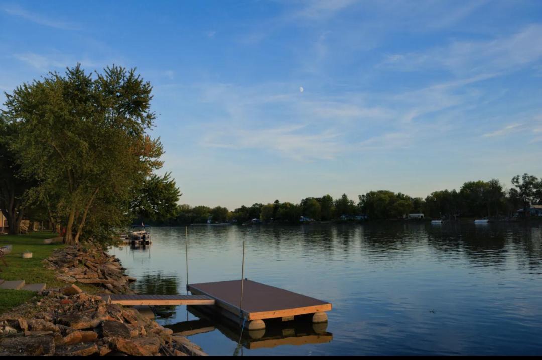 Photo of Others in Quad Cities