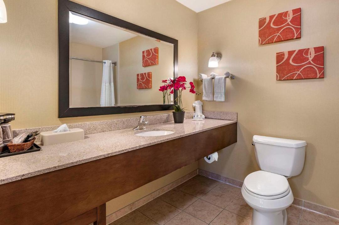 Photo of Bathroom in Urbana
