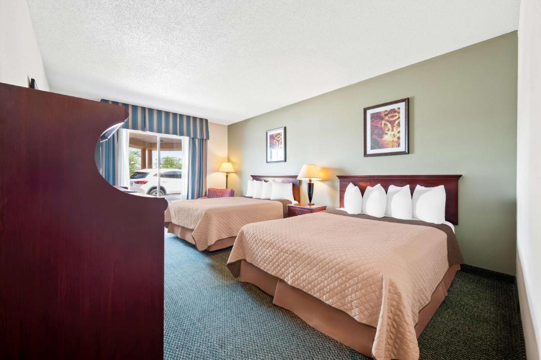 Photo of Bedroom in Annawan