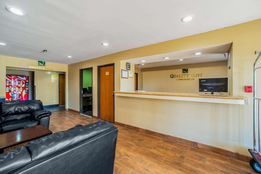 Photo of Livingroom in Carbondale