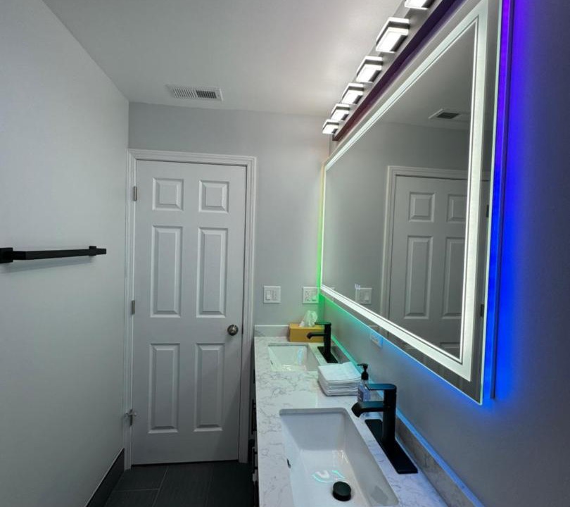 Photo of Bathroom in Des Plaines