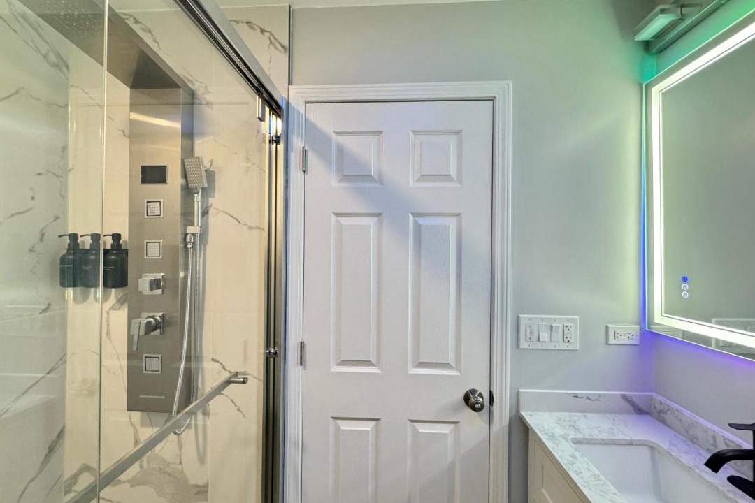 Photo of Bathroom in Des Plaines