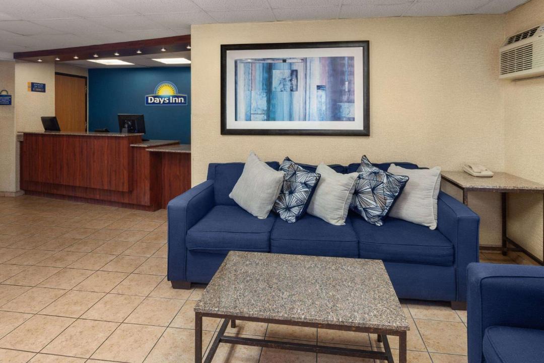 Photo of Livingroom in Cherry Valley