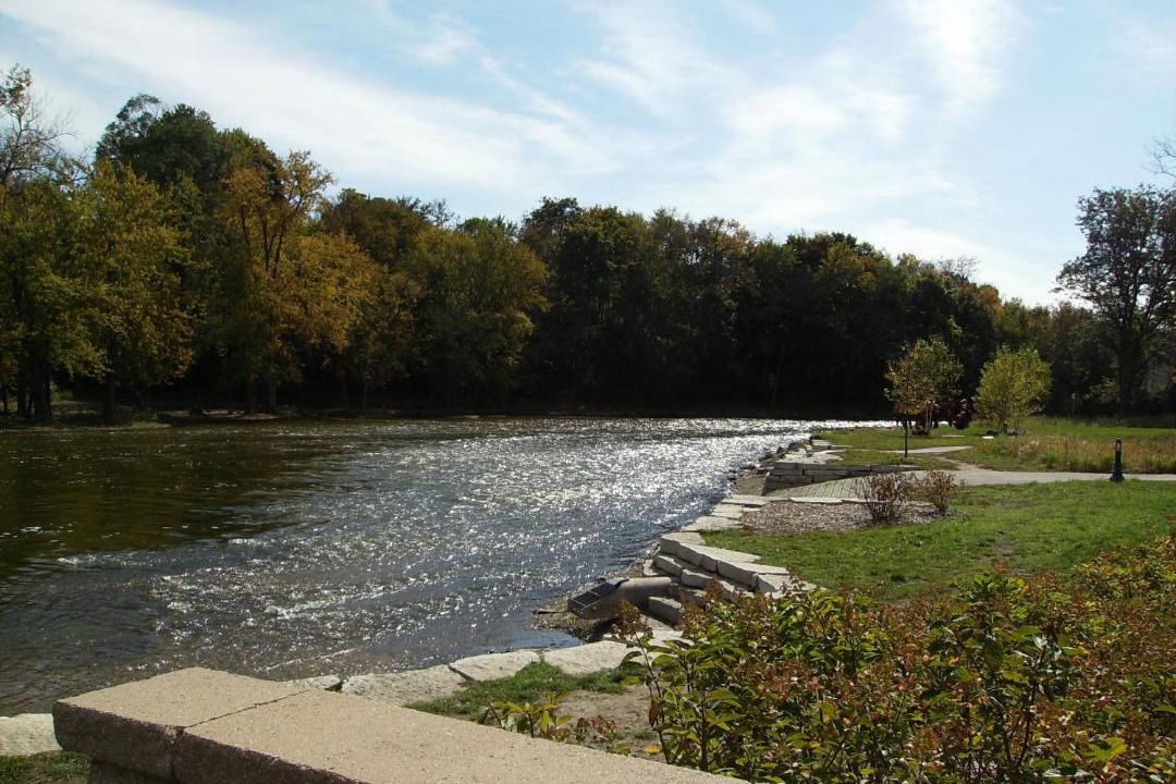 Photo of Others in Algonquin