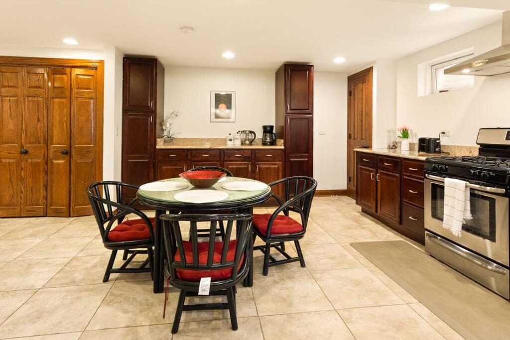 Photo of Kitchen in Glen Ellyn