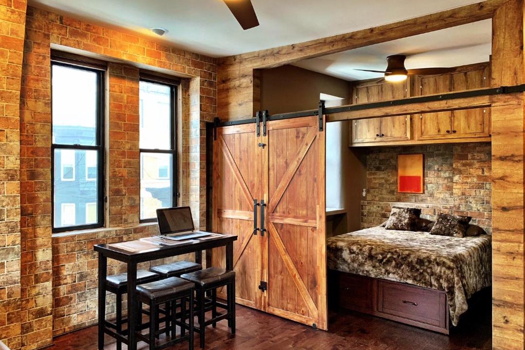 Photo of Bedroom in Old Town Triangle