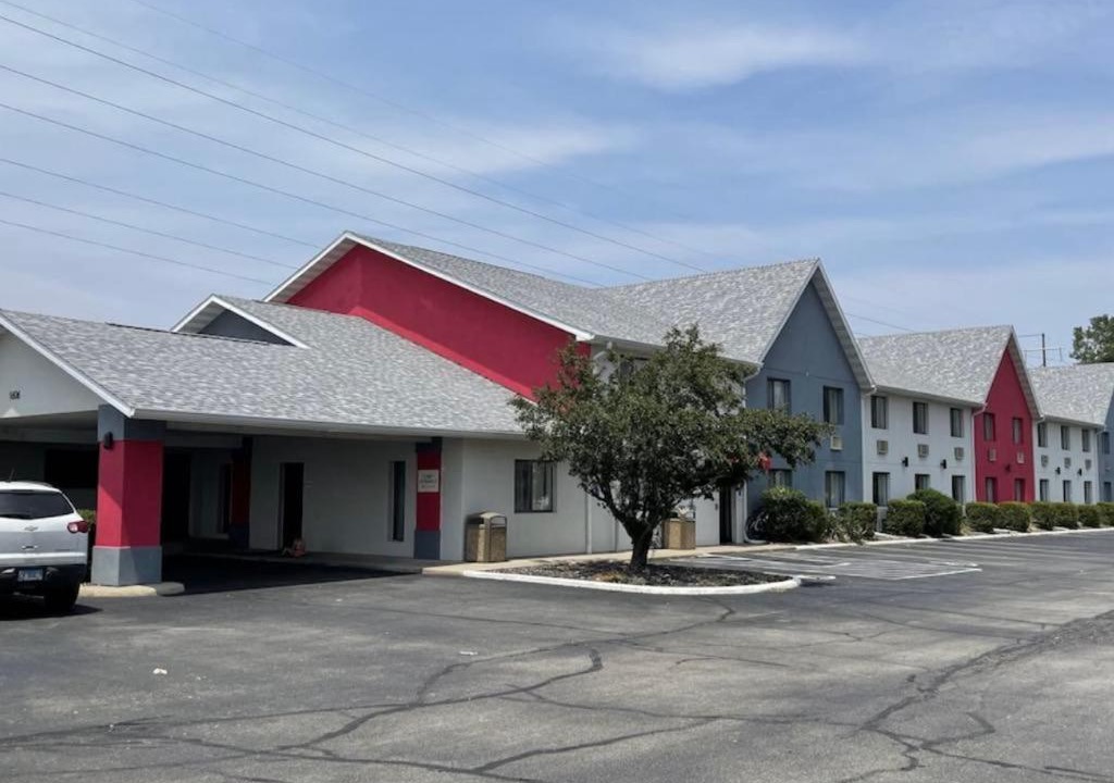 Photo of Buildings in Effingham