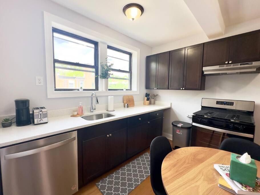 Photo of Kitchen in West Ridge