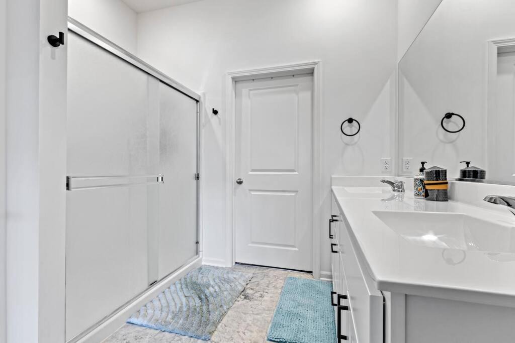 Photo of Bathroom in Solon Mills