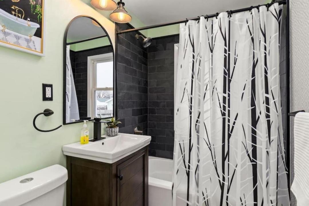 Photo of Bathroom in West Peoria
