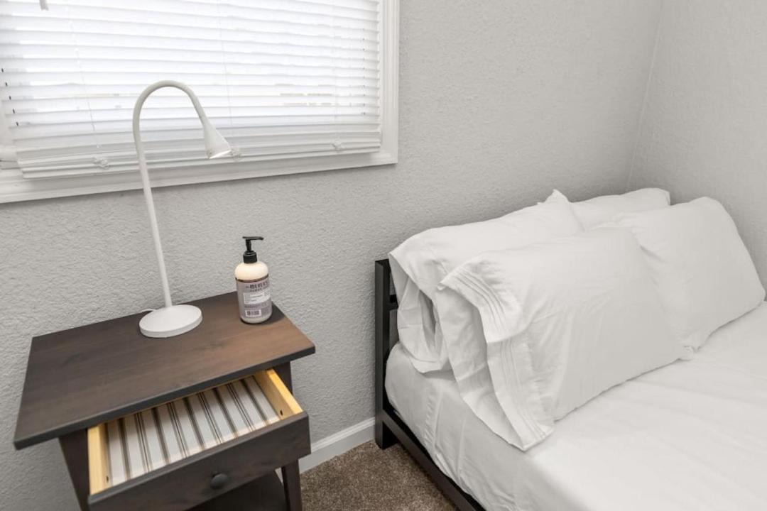 Photo of Bedroom in Peoria Heights