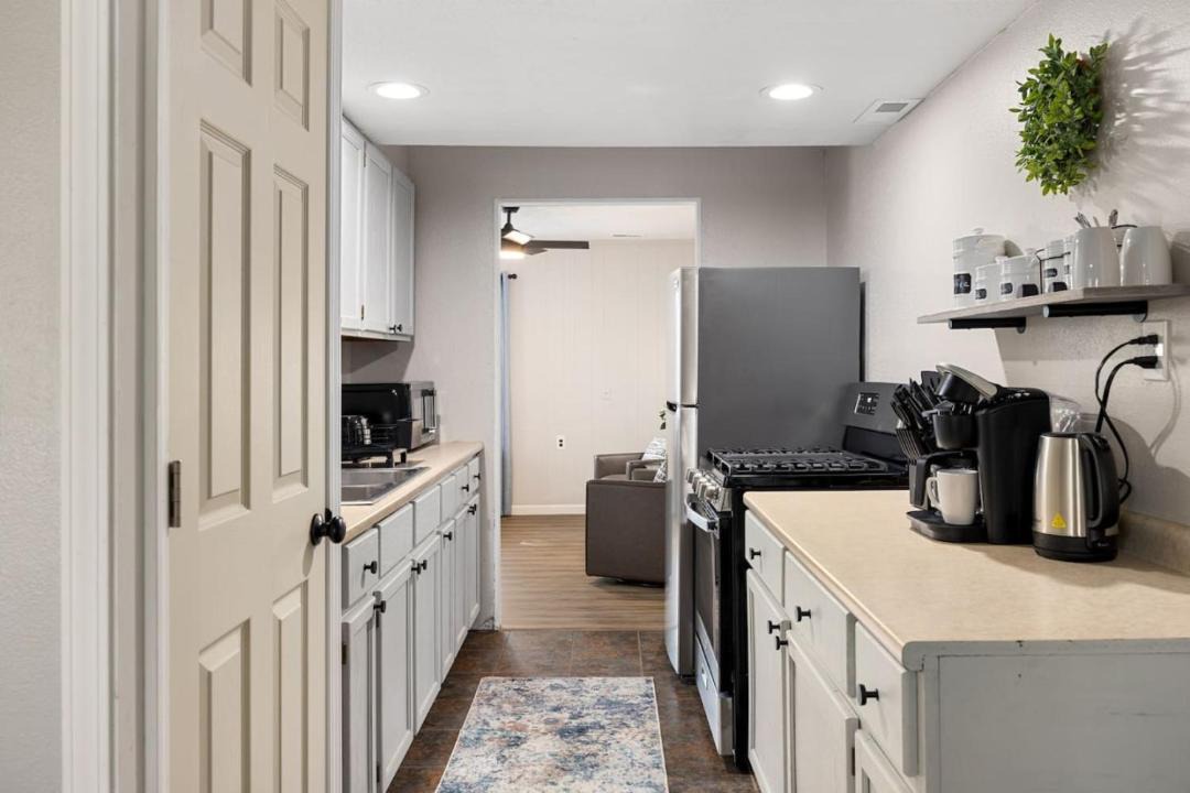 Photo of Kitchen in Groveland