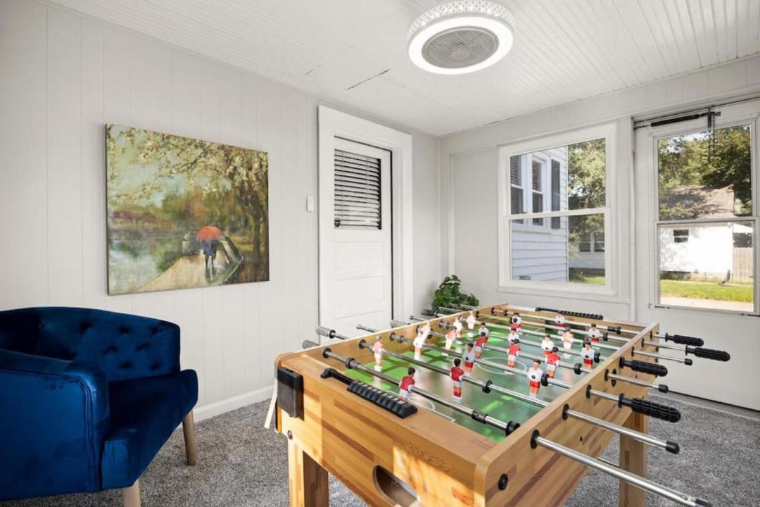 Photo of Livingroom in Peoria Heights