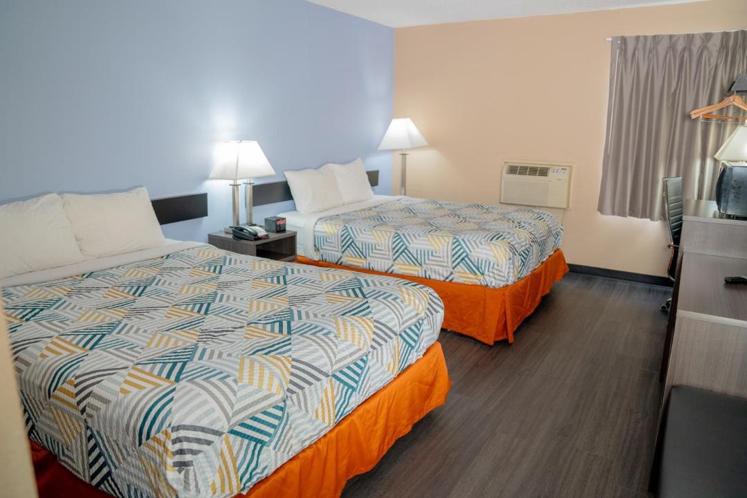 Photo of Bedroom in Litchfield