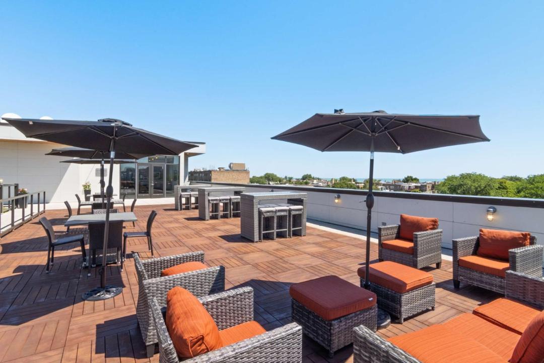 Photo of Patio Balcony in Rogers Park