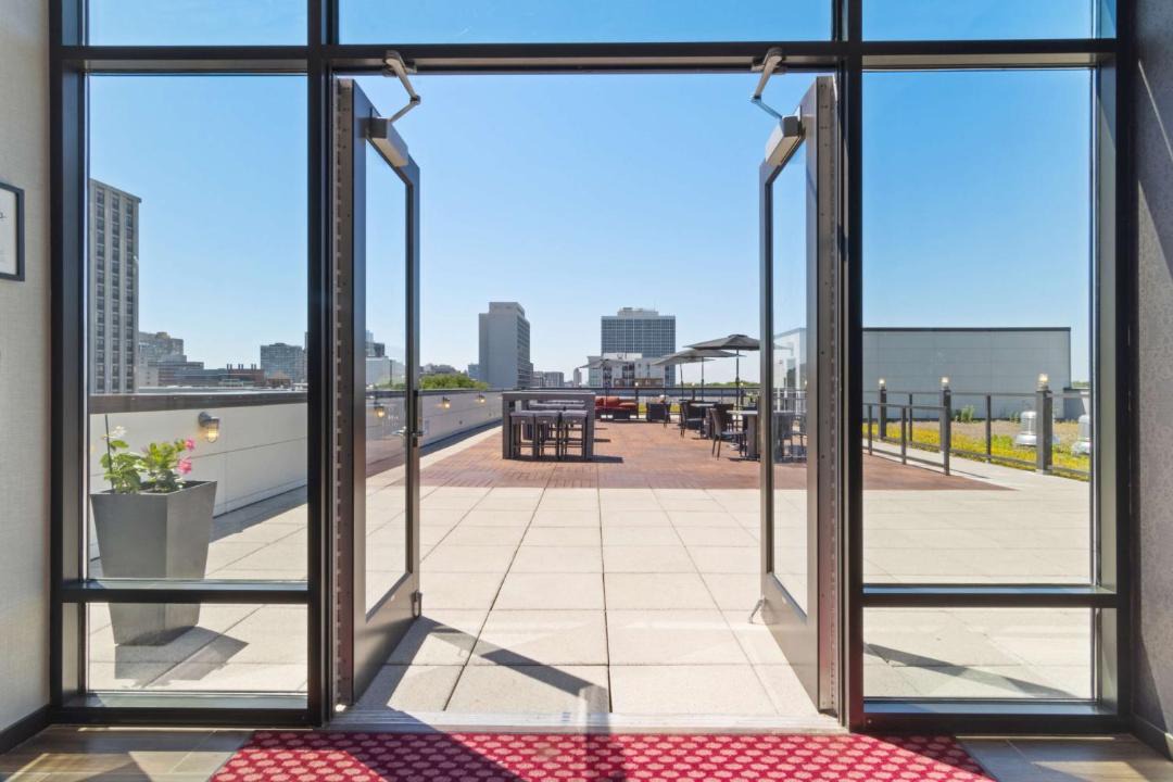 Photo of Patio Balcony in Rogers Park