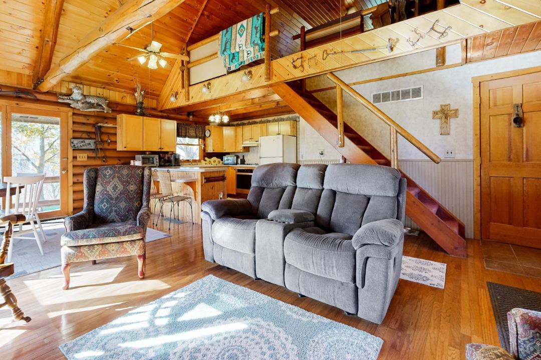 Photo of Livingroom in Buffalo Prairie