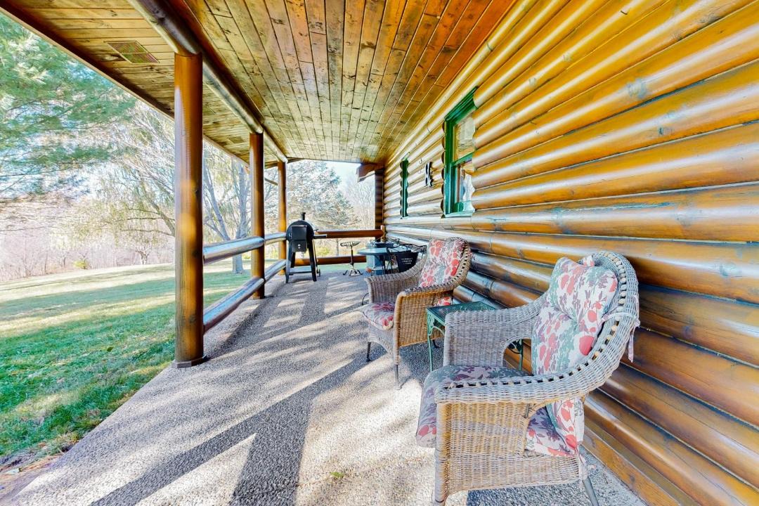 Photo of Patio Balcony in Buffalo Prairie