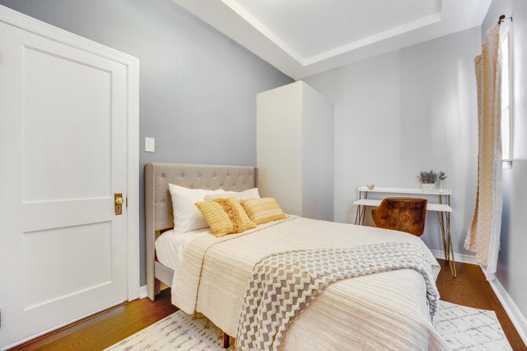 Photo of Bedroom in Avondale