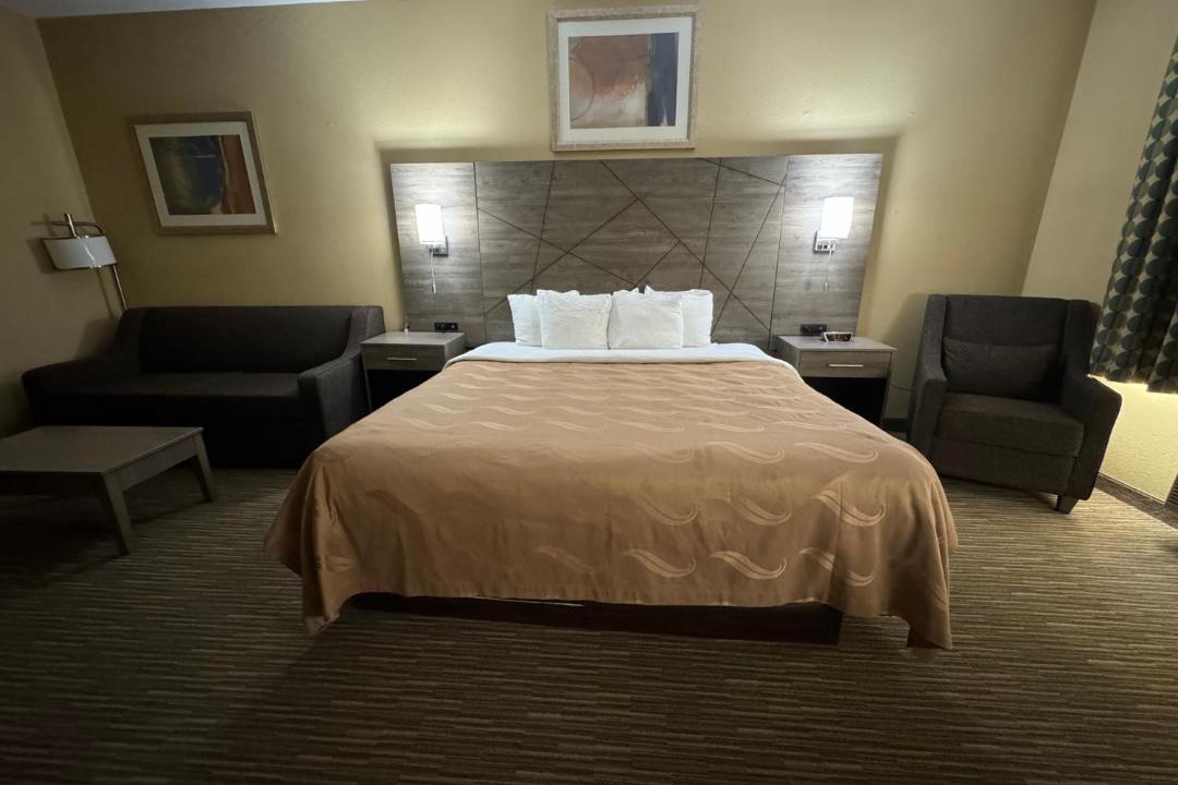 Photo of Bedroom in Forsyth