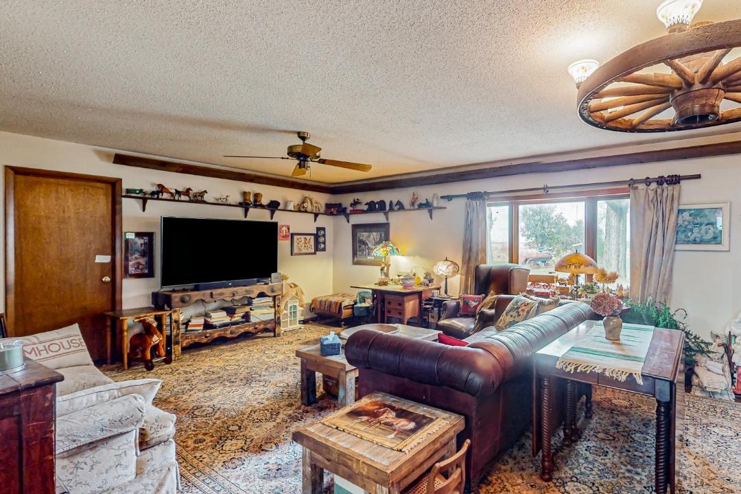 Photo of Livingroom in Lowder
